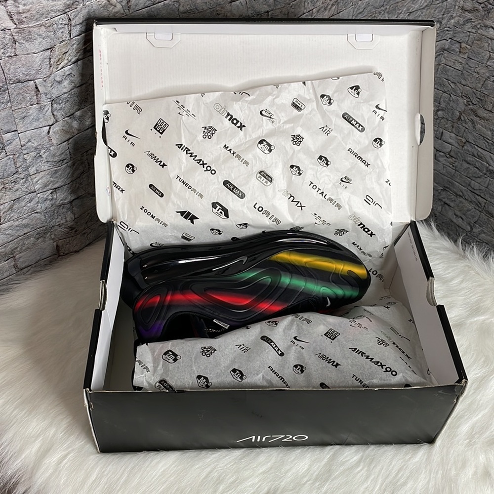 🔥🔥🔥Air Max 720 Size: 13🔥🔥🔥 - Picture 9 of 11